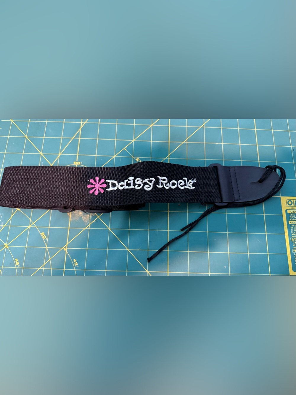Daisy Rock Guitar Strap Black Nylon with Embroidered Pink Flower Logo Adjustable